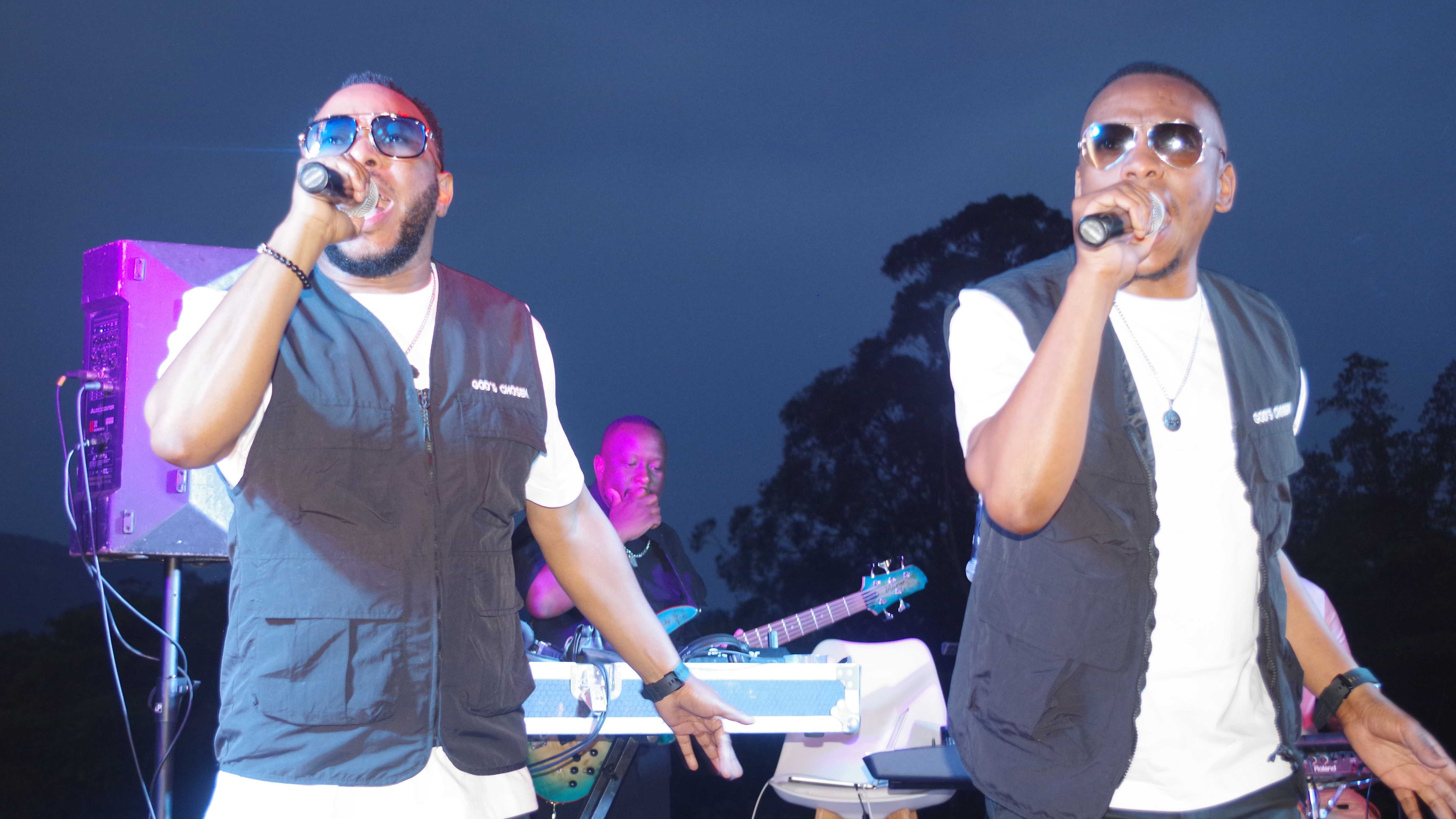 The South African group Jaziel Brothers performing for the patrons during the event. 